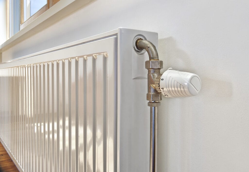 20 jednoduchých tipů jak ušetřit za energie white radiator appartment